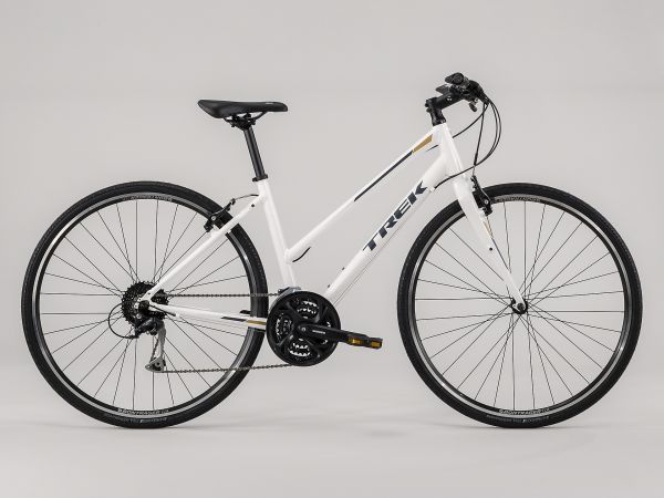 vandaag handelaar Overtollig Fitness Hybrid Bike Trek FX 3 Women's Stagger - 2019, find technical data  and specifications online at EurekaBike.com